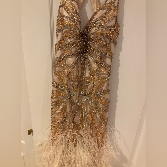 Terani Couture Gold and White Feathered Dress sz 4​ - Picture 3 of 9